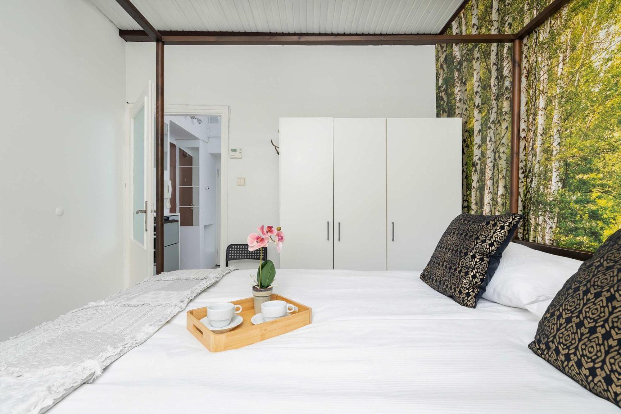 Apartment Prusa Stylish Close To The Center Of Cracow By Renters